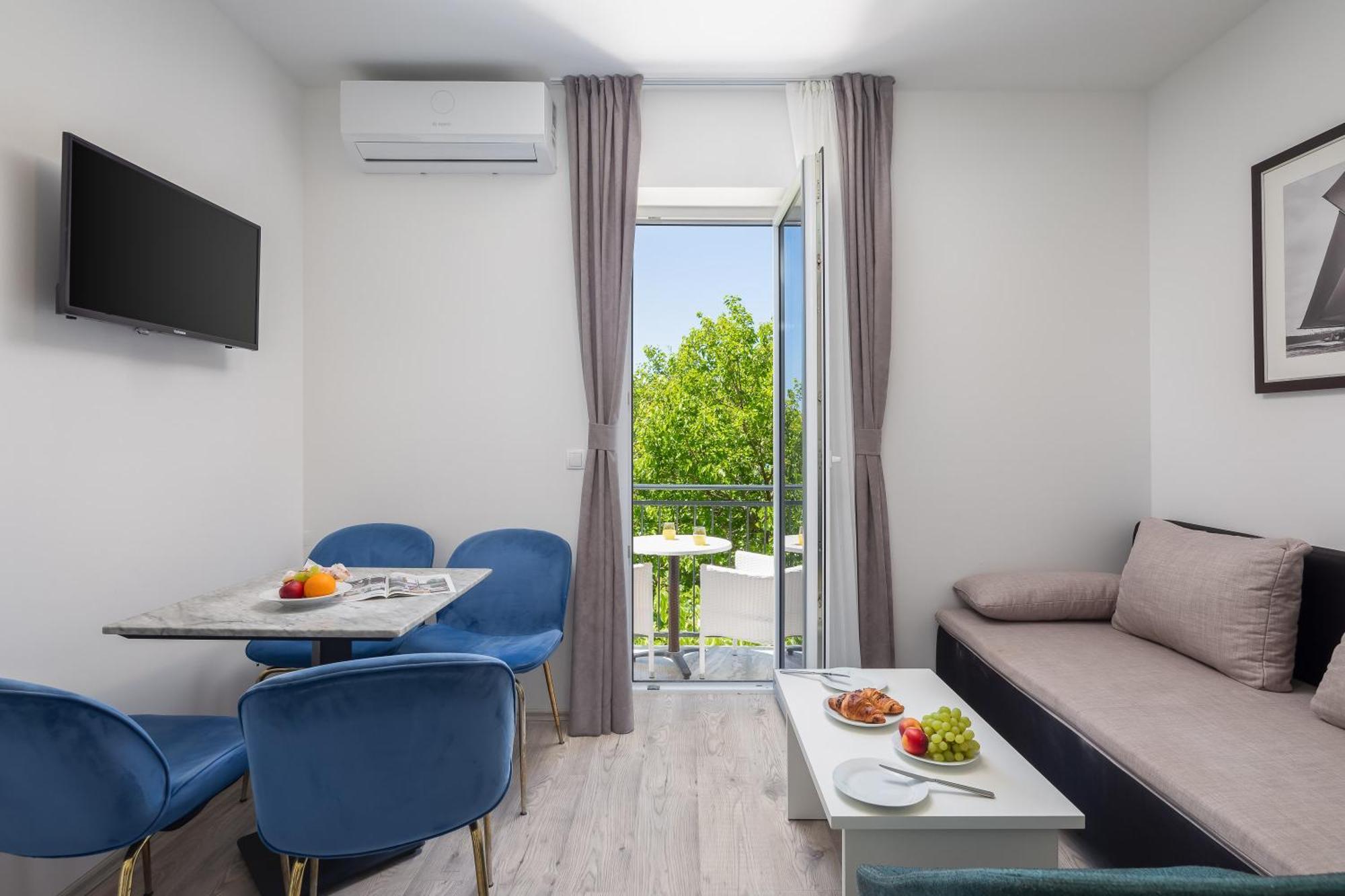 מאקרסקה Beachfront Apartments Providenca With Free Parking מראה חיצוני תמונה