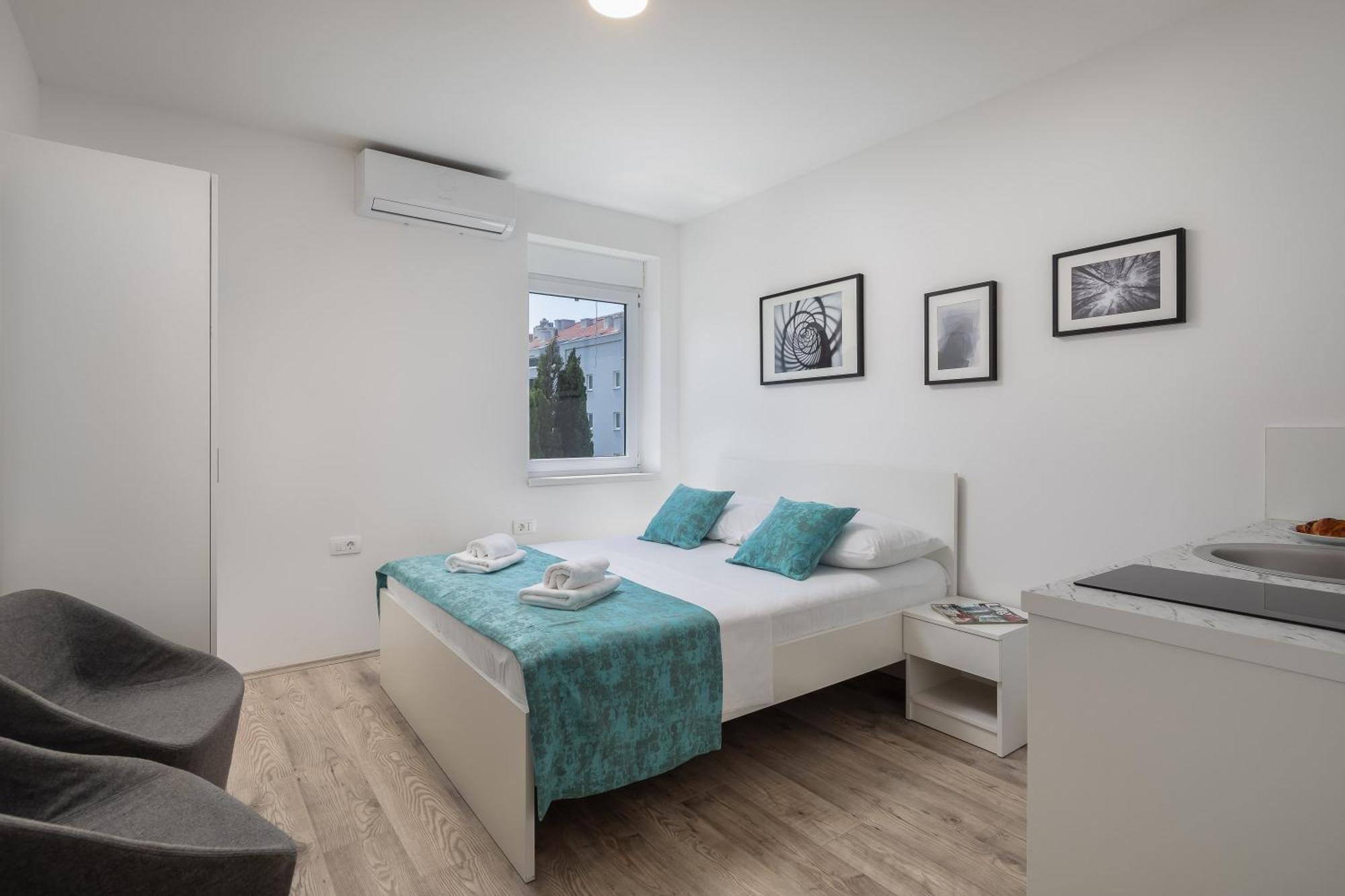 מאקרסקה Beachfront Apartments Providenca With Free Parking מראה חיצוני תמונה