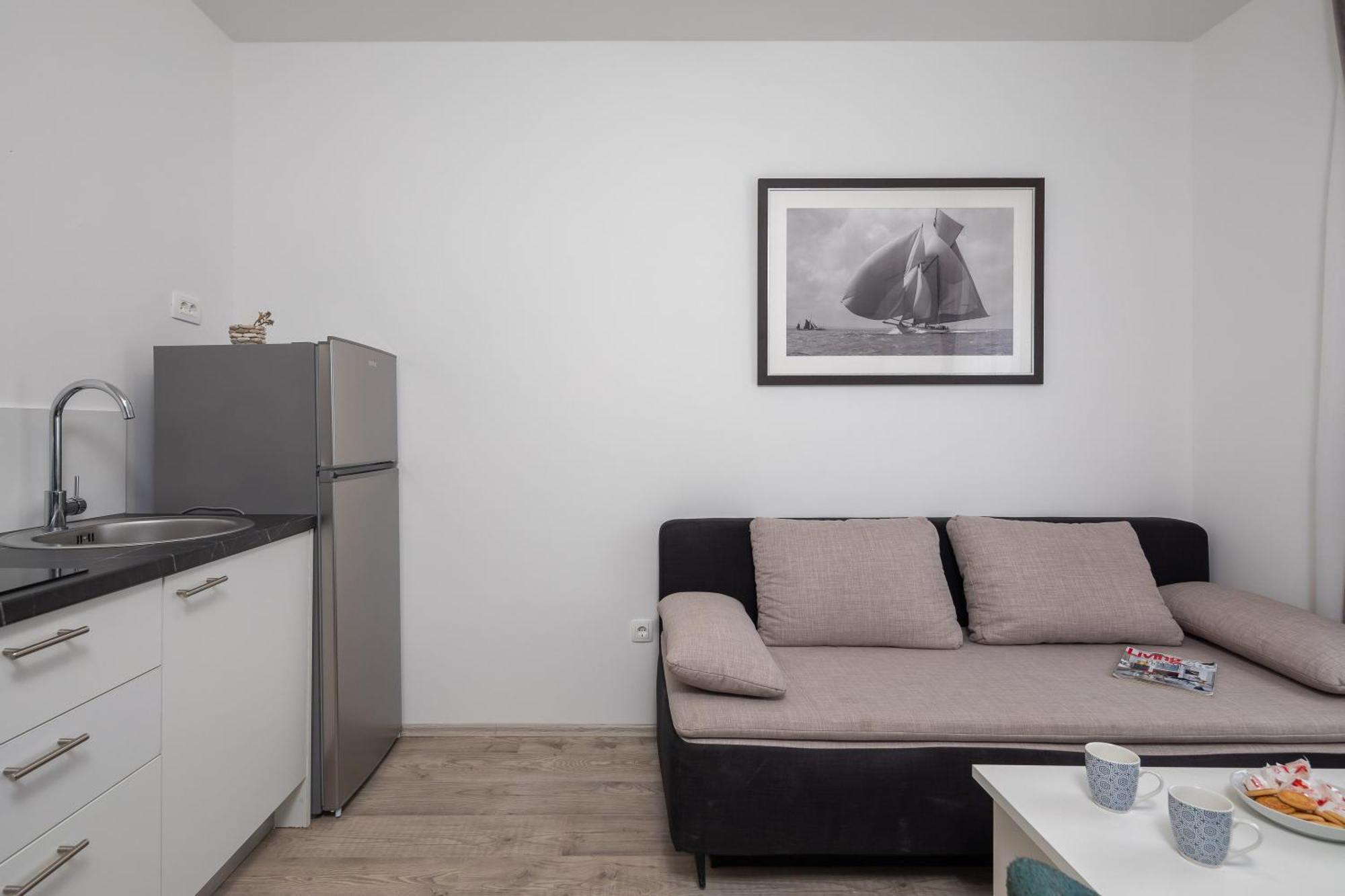 מאקרסקה Beachfront Apartments Providenca With Free Parking חדר תמונה