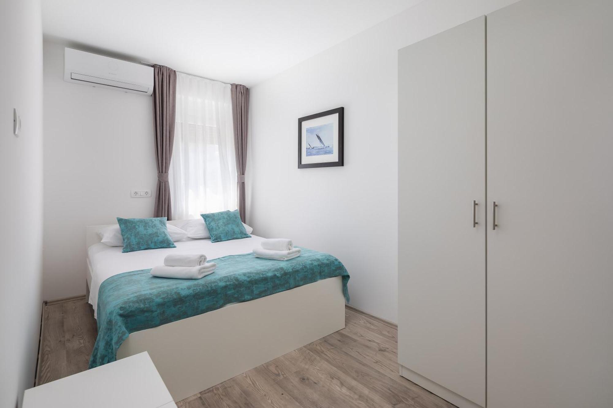 מאקרסקה Beachfront Apartments Providenca With Free Parking מראה חיצוני תמונה