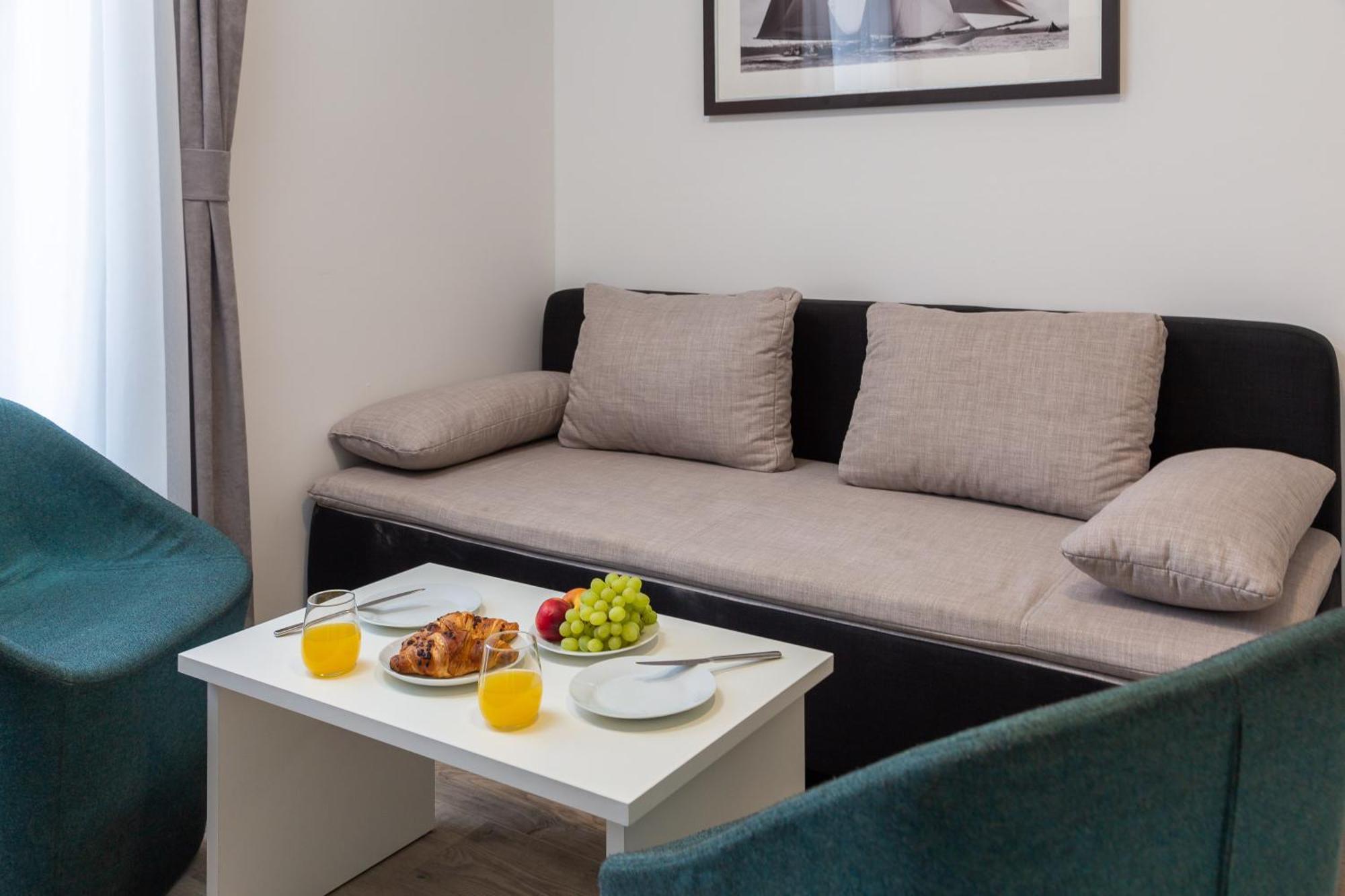 מאקרסקה Beachfront Apartments Providenca With Free Parking חדר תמונה