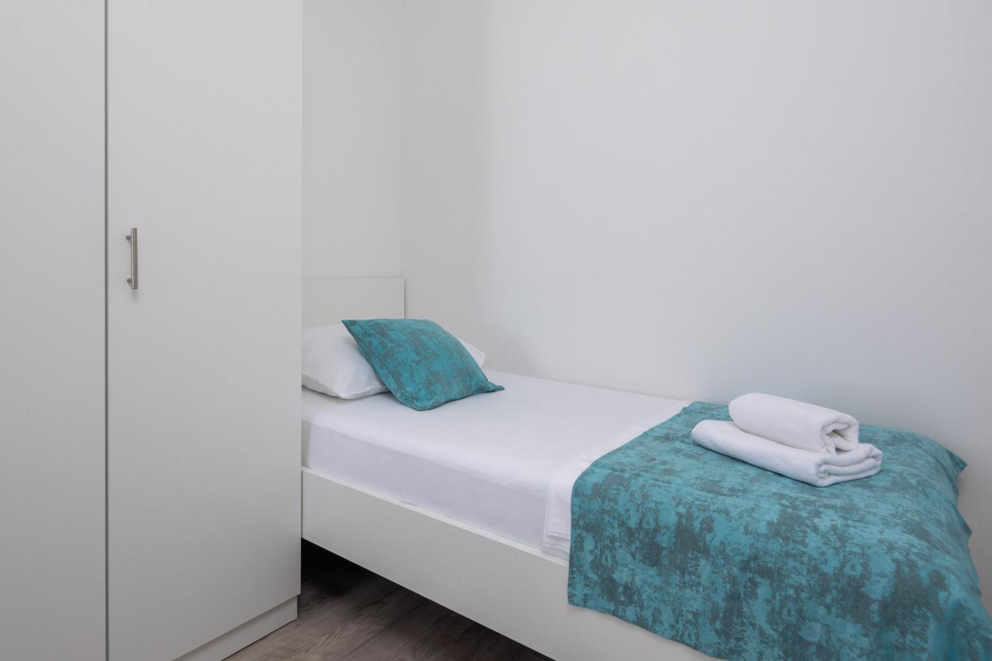 מאקרסקה Beachfront Apartments Providenca With Free Parking חדר תמונה