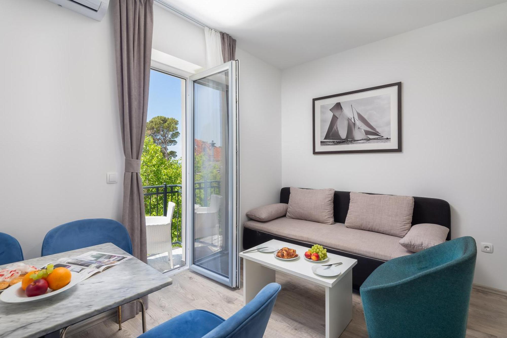 מאקרסקה Beachfront Apartments Providenca With Free Parking מראה חיצוני תמונה
