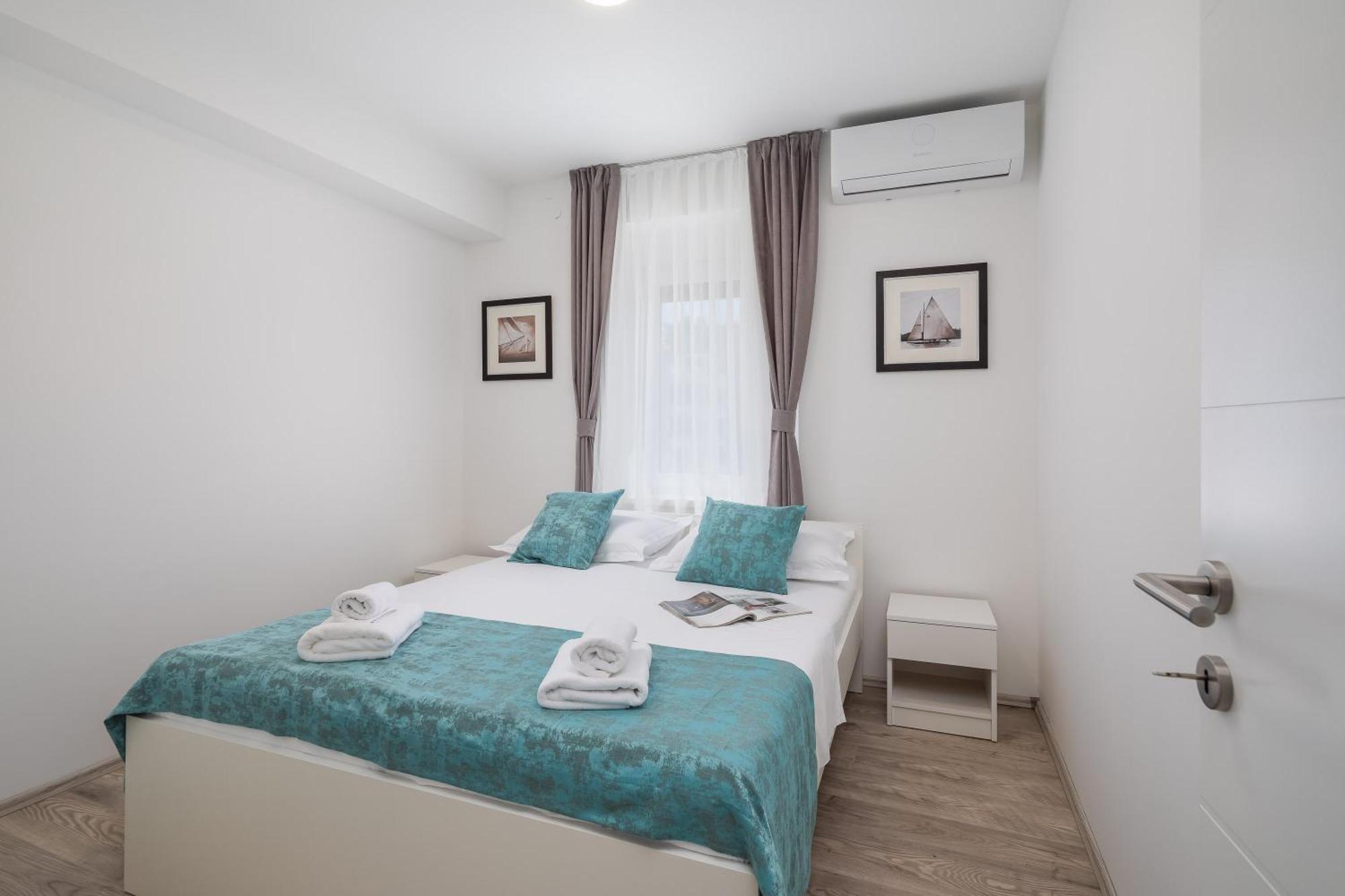 מאקרסקה Beachfront Apartments Providenca With Free Parking מראה חיצוני תמונה