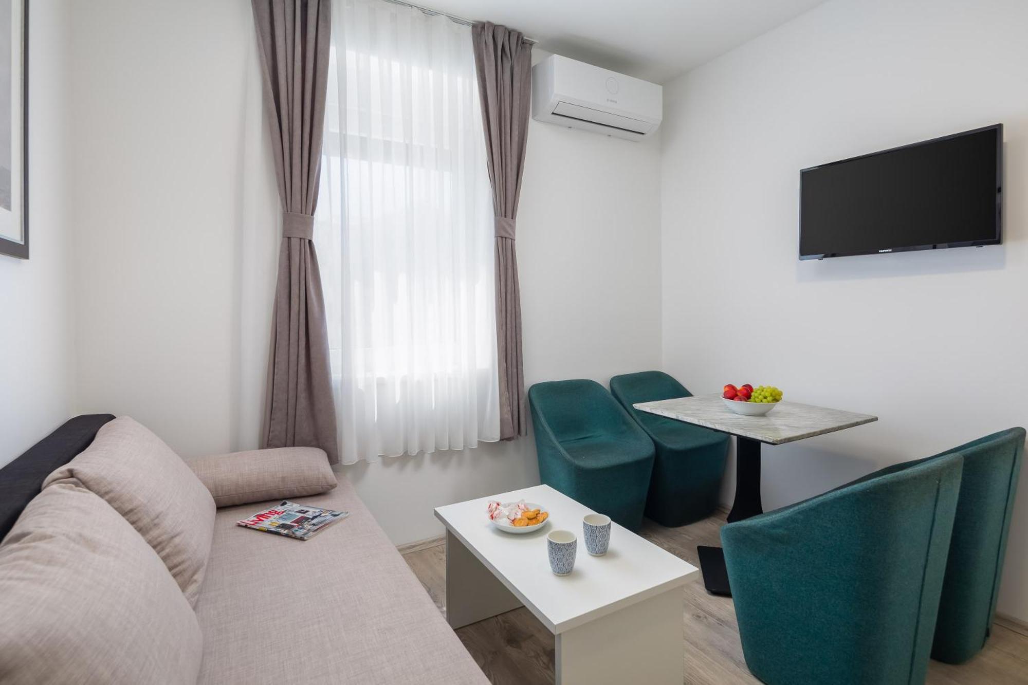 מאקרסקה Beachfront Apartments Providenca With Free Parking מראה חיצוני תמונה