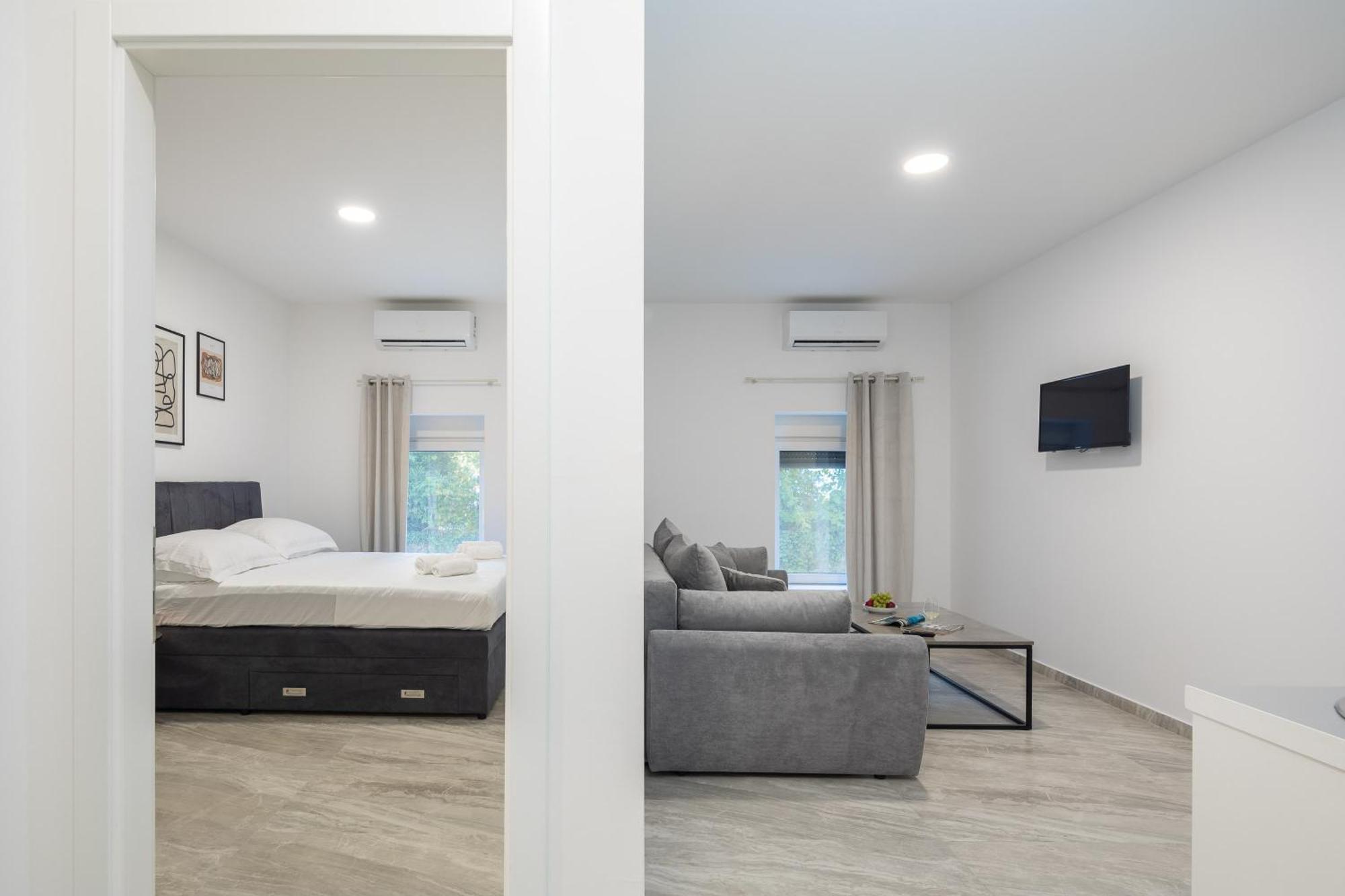 מאקרסקה Beachfront Apartments Providenca With Free Parking חדר תמונה