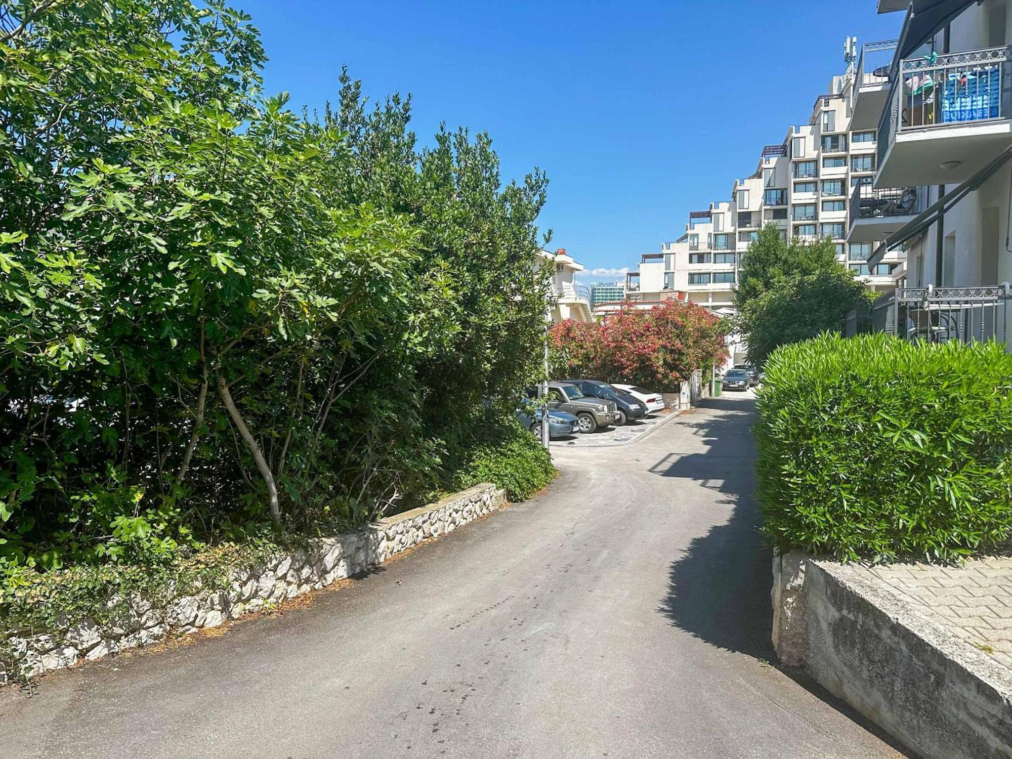 מאקרסקה Beachfront Apartments Providenca With Free Parking מראה חיצוני תמונה